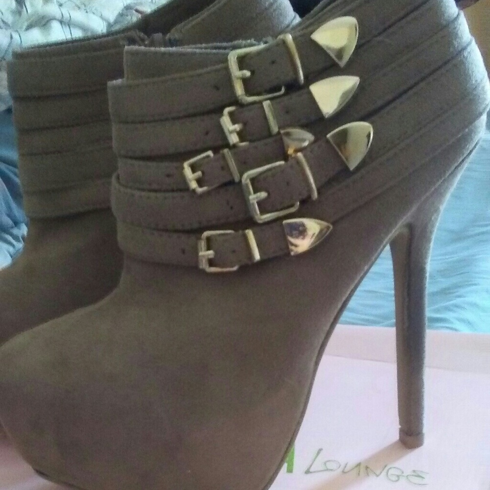 Brown and Gold Booties!